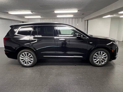 2025 Cadillac XT6 Premium Luxury