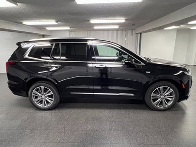 2025 Cadillac XT6 Premium Luxury