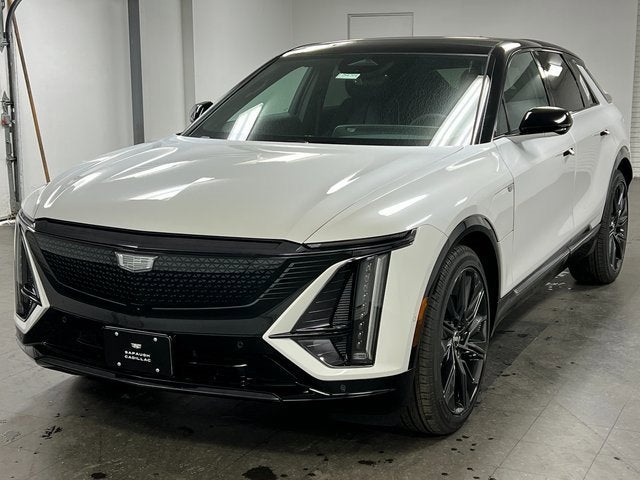 2025 Cadillac LYRIQ Sport 3