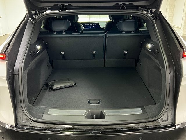 2025 Cadillac LYRIQ Sport 3