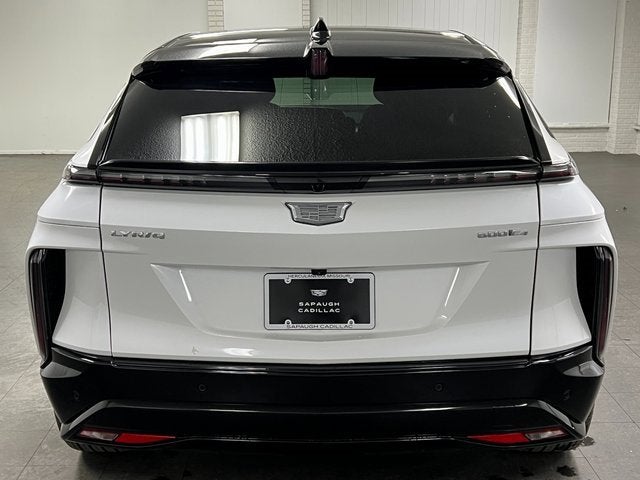 2025 Cadillac LYRIQ Sport 3