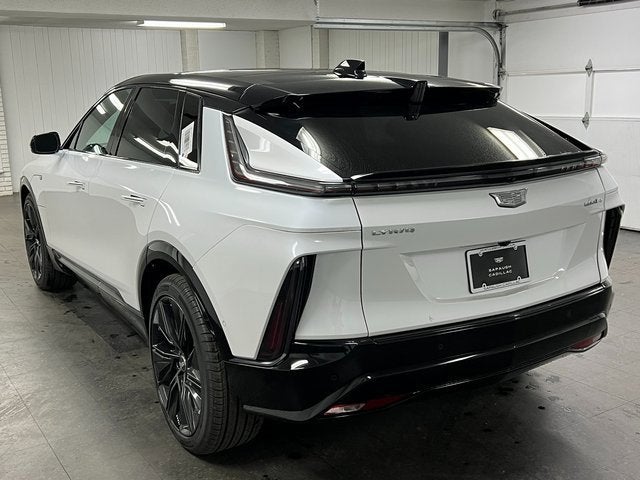 2025 Cadillac LYRIQ Sport 3