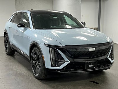 2025 Cadillac LYRIQ Sport 3