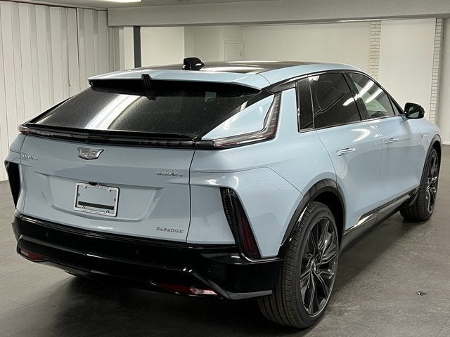 2025 Cadillac LYRIQ Sport 3