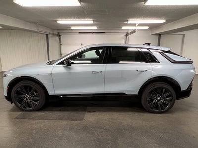 2025 Cadillac LYRIQ Sport 3