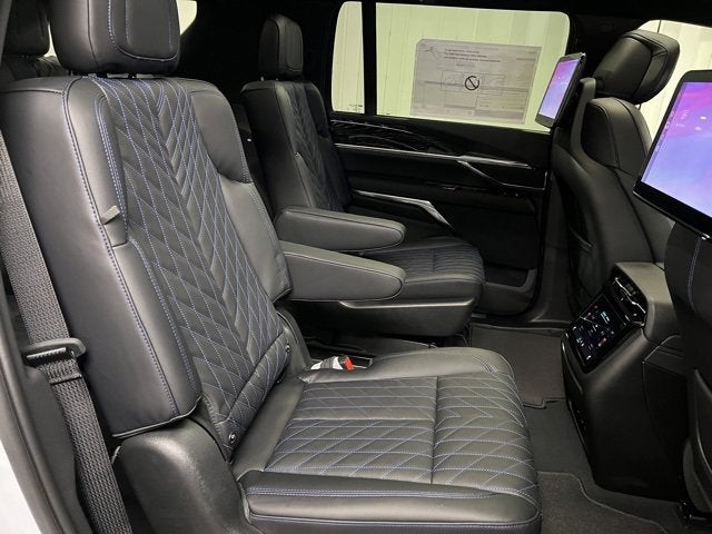 2026 Cadillac ESCALADE IQL Sport