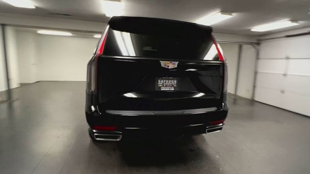 2022 Cadillac Escalade Premium Luxury
