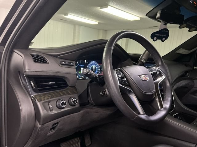 2018 Cadillac Escalade Platinum - Photo 10
