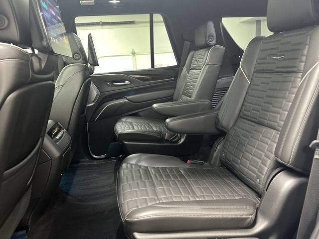 2023 Cadillac Escalade Sport Platinum