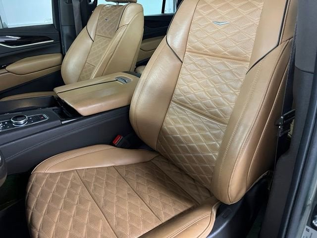 2023 Cadillac Escalade ESV Premium Luxury