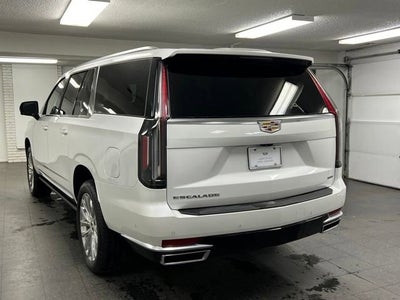 2024 Cadillac Escalade ESV Premium Luxury
