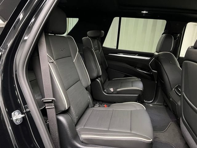 2026 Cadillac Escalade Sport - Photo 18