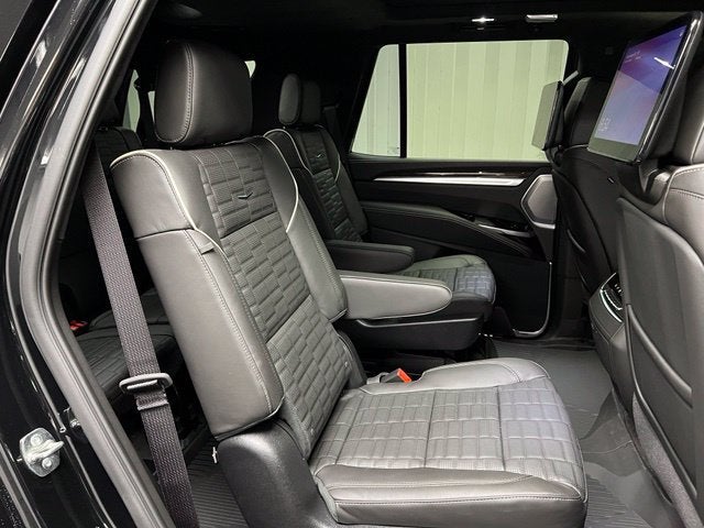 2027 Cadillac Escalade 4WD Platinum Sport