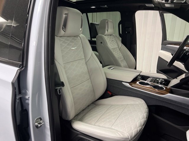 2027 Cadillac Escalade Platinum Sport