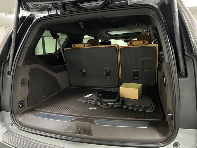 2026 Cadillac Escalade ESV Luxury