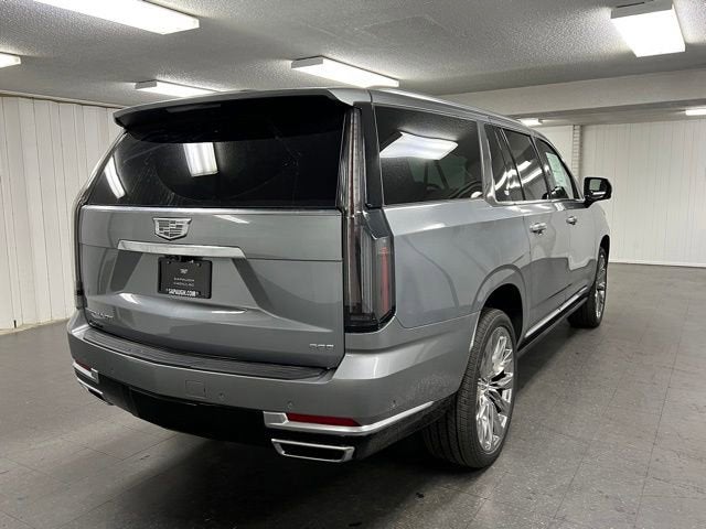 2026 Cadillac Escalade ESV Luxury