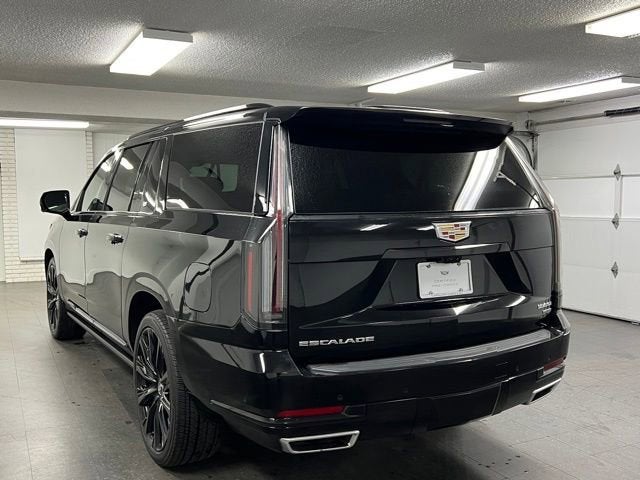 2025 Cadillac Escalade ESV Premium Luxury