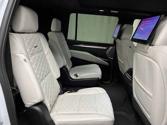 2026 Cadillac Escalade ESV Platinum Sport