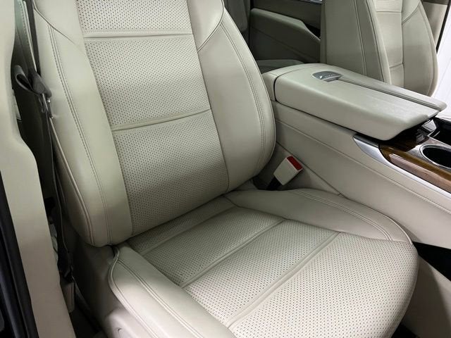 2025 Cadillac Escalade ESV Sport Platinum