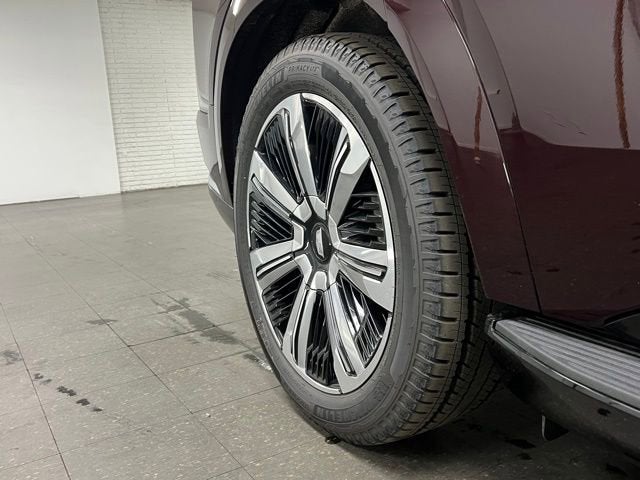 2025 Cadillac ESCALADE IQ Luxury 2