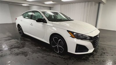 2024 Nissan Altima SR FWD