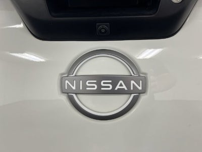 2024 Nissan TITAN Crew Cab SV 4x4