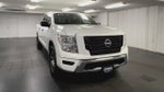2024 Nissan TITAN Crew Cab SV 4x4