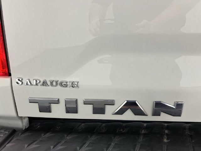2024 Nissan TITAN Crew Cab SV 4x4