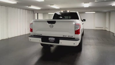 2024 Nissan TITAN Crew Cab SV 4x4