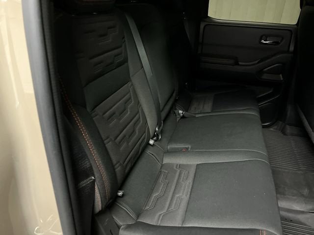 2023 Nissan Frontier Crew Cab PRO-4X 4x4