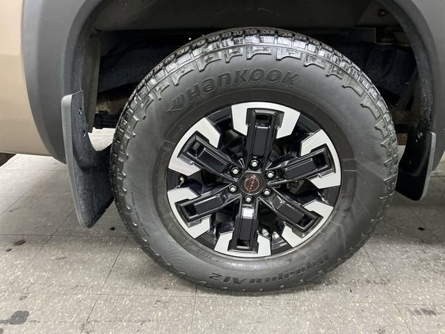 2023 Nissan Frontier Crew Cab PRO-4X 4x4