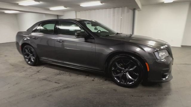 2023 Chrysler 300 Touring L
