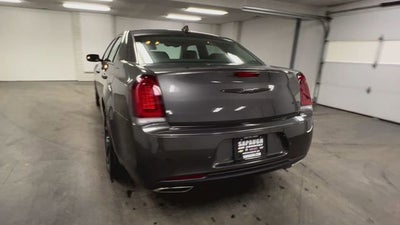 2023 Chrysler 300 Touring L