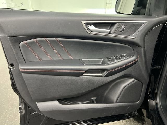 2021 Ford Edge ST-Line