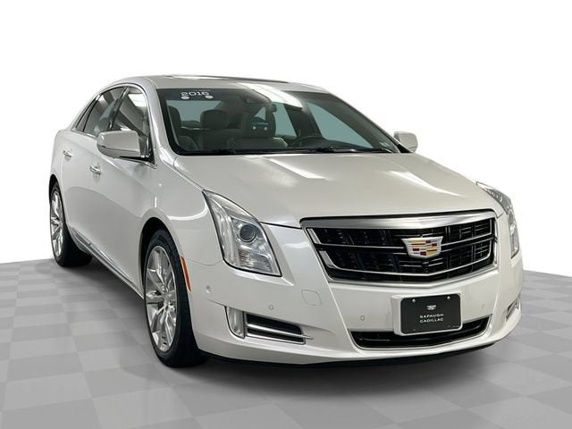 2016 Cadillac XTS 3.6L FWD Premium Collection's photo