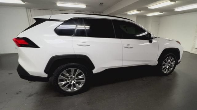 2020 Toyota RAV4 XLE Premium