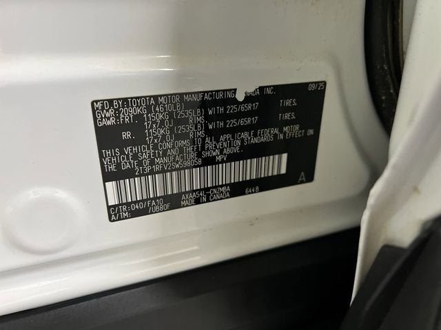 2025 Toyota RAV4 XLE