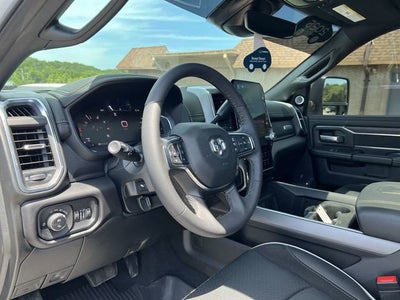 2025 RAM 3500 Laramie Crew Cab 4x4 8' Box