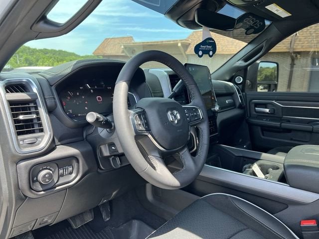 2025 RAM 3500 Laramie Crew Cab 4x4 8' Box