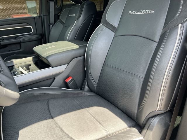 2025 RAM 3500 Laramie Crew Cab 4x4 8' Box