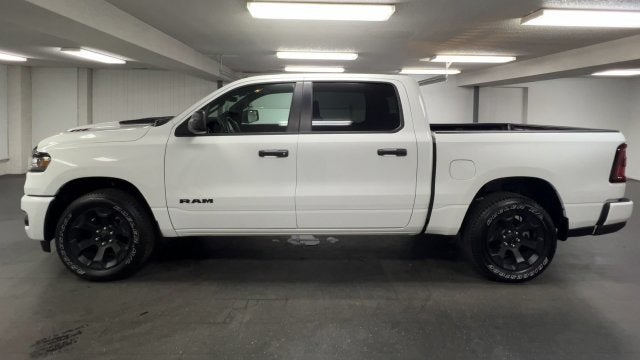 2026 RAM 1500 Express Crew Cab 4x4 5'7" Box
