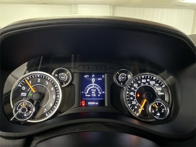 2020 RAM 2500 Tradesman Crew Cab 4X4 6'4" Box