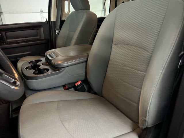 2018 RAM 2500 Tradesman Crew Cab 4x4 6'4" Box
