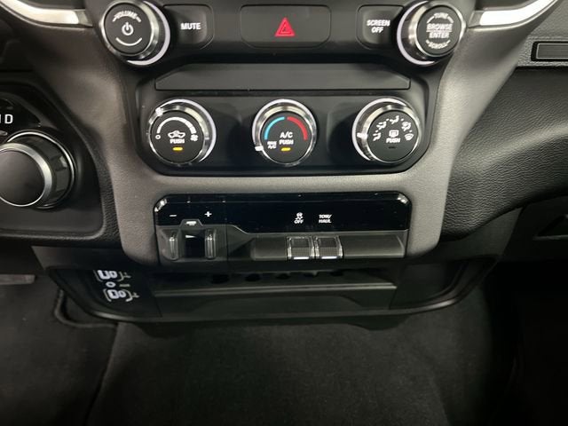 2024 RAM 2500 Big Horn Crew Cab 4x4 6'4" Box