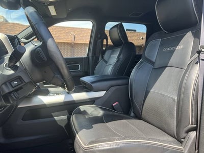 2019 RAM 2500 Laramie Crew Cab 4x4 6'4" Box