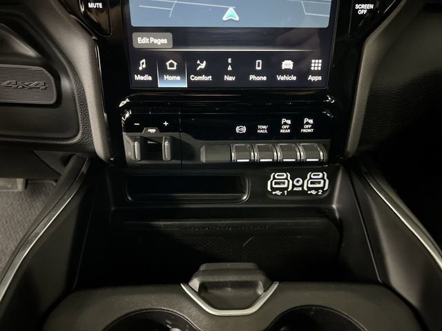 2022 RAM 2500 Laramie Crew Cab 4x4 6'4" Box