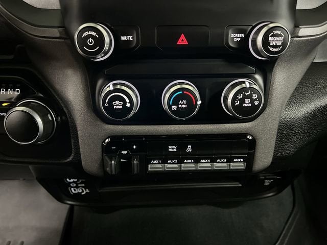 2022 RAM 3500 Tradesman Crew Cab 4x4 8' Box