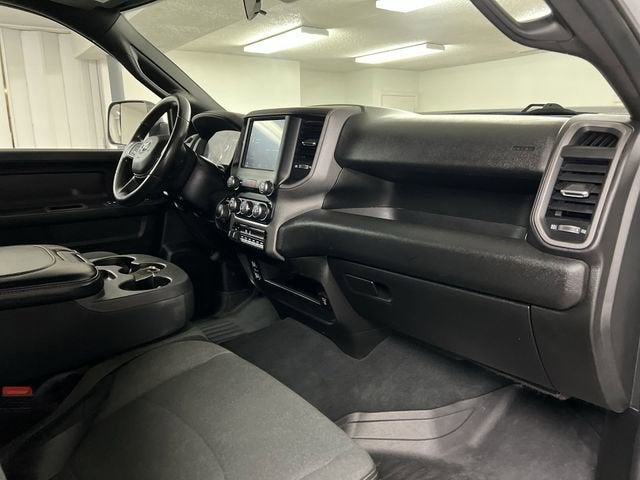 2022 RAM 3500 Tradesman Crew Cab 4x4 8' Box
