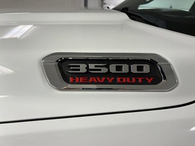 2022 RAM 3500 Tradesman Crew Cab 4x4 8' Box