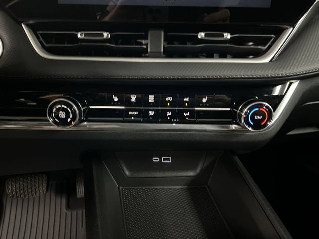 2025 Chevrolet Equinox LT - Photo 18